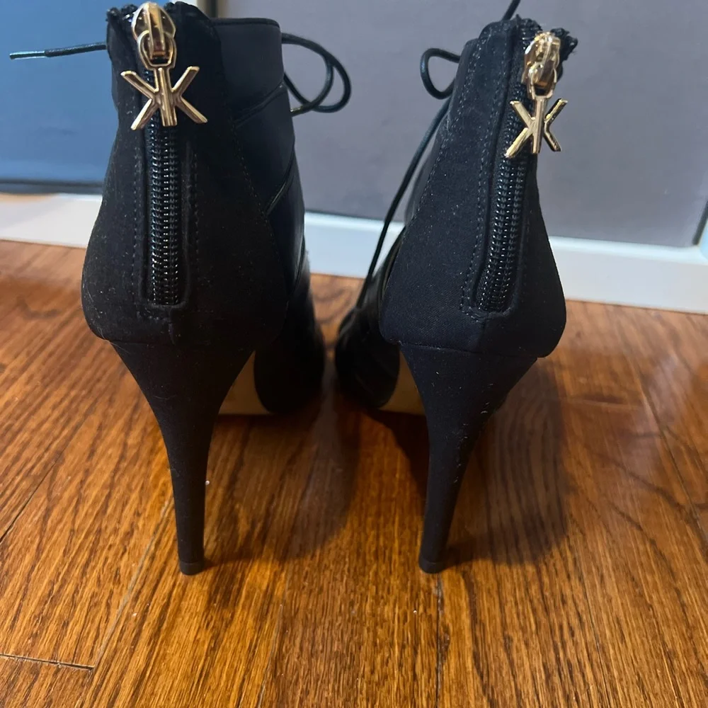 Kardashian Kollection Heels Size 7.5